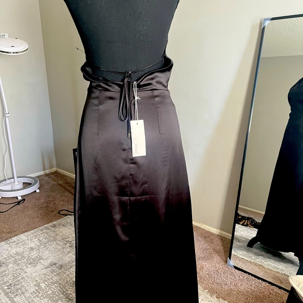 Black women dress color size s